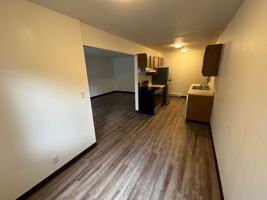 featured image of 302 Balsam St