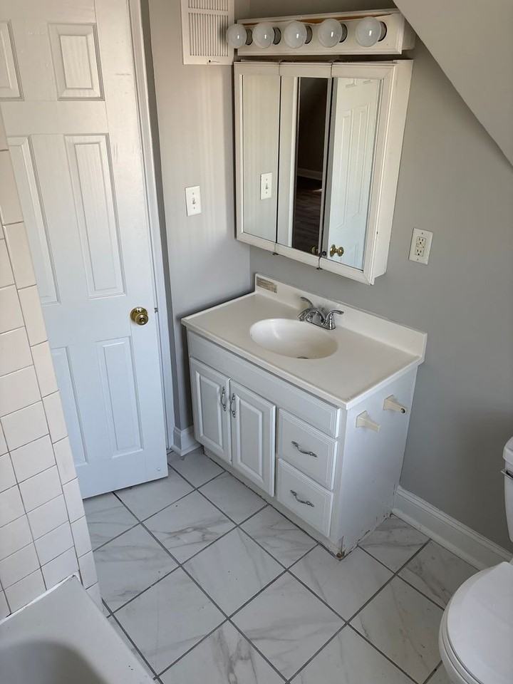 714 Berkley Rd - Photo 5 of 15