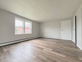 featured image of 7 Linda Dr