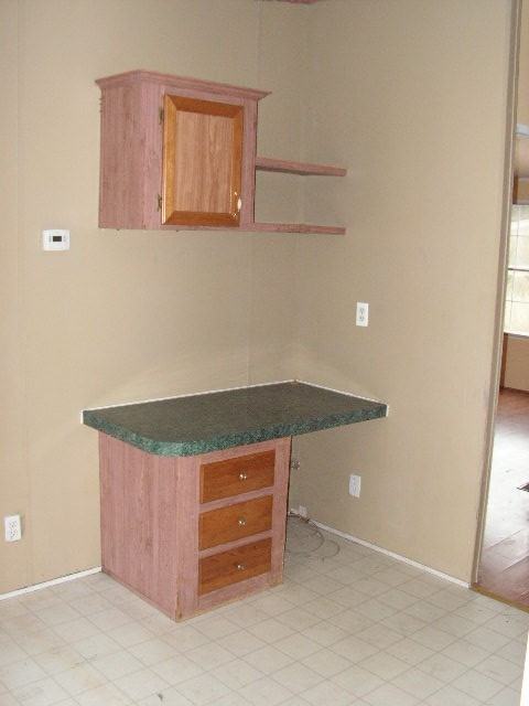 156 Sonnyland Dr - Photo 4 of 23