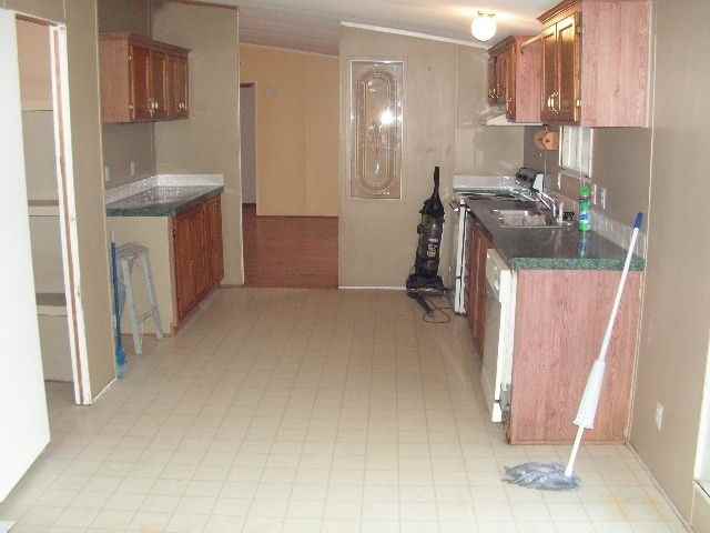 156 Sonnyland Dr - Photo 7 of 23