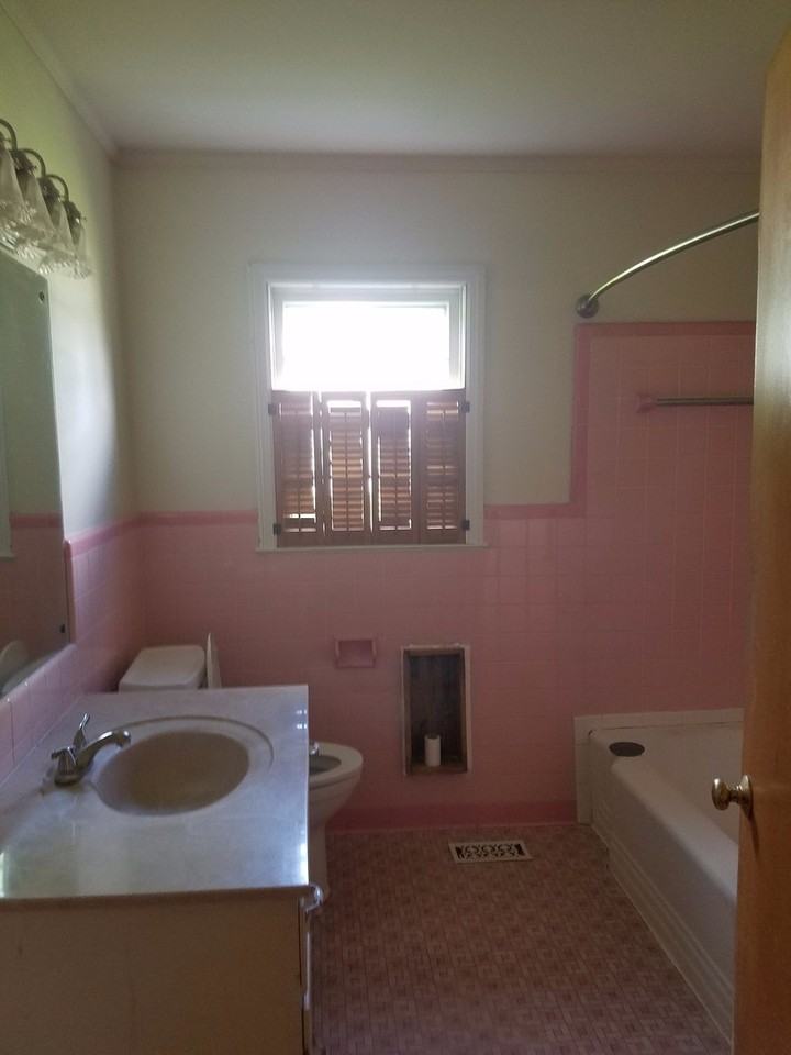 2805 Woodlawn Ave Nw - Photo 7 of 8