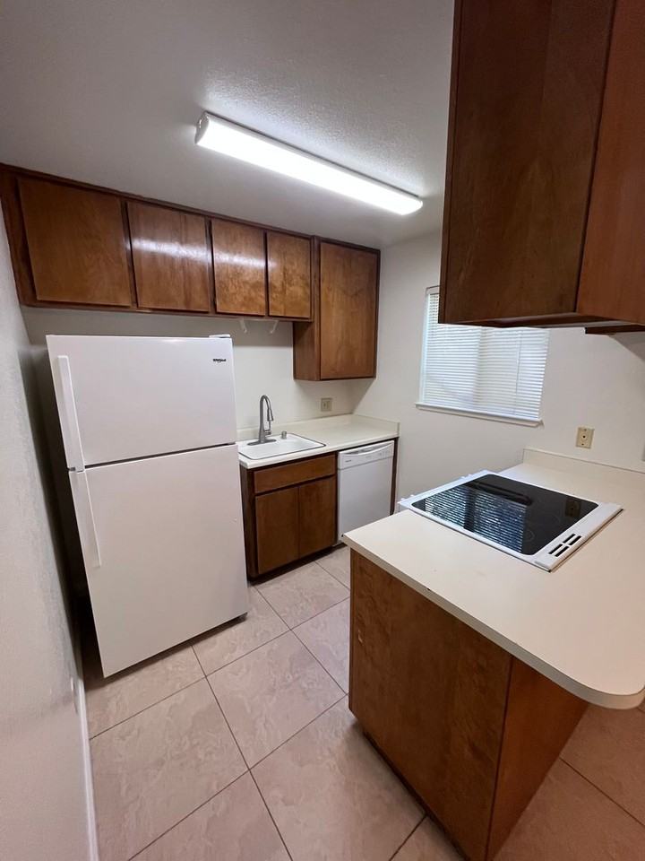 9127 Newhall Dr #39 - Photo 2 of 13