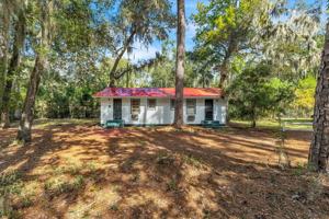 featured image of 14 Southwood Dr