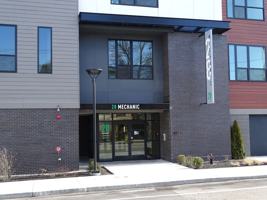 featured image of 28 Mechanic St