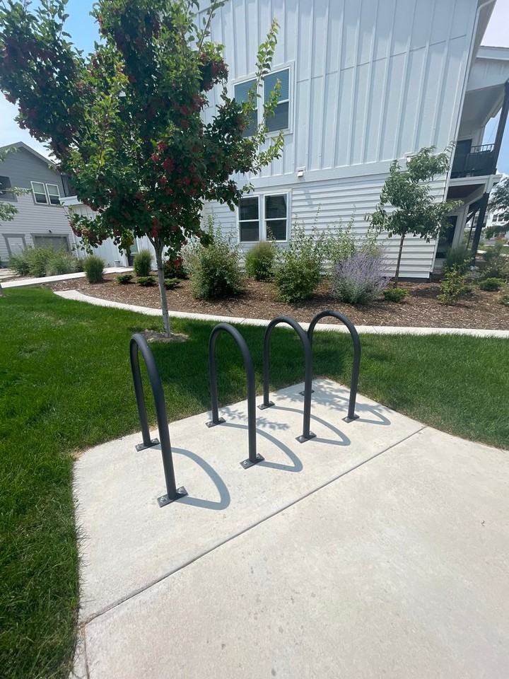 533 Vicot Way #B - Photo 5 of 22