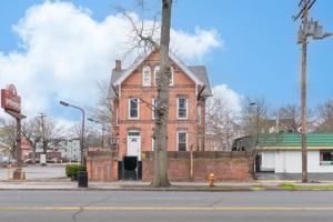 featured image of 29 Whalley Ave