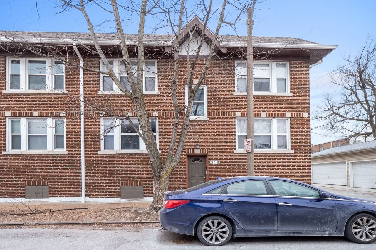 3915 Hereford St - Photo 2 of 12