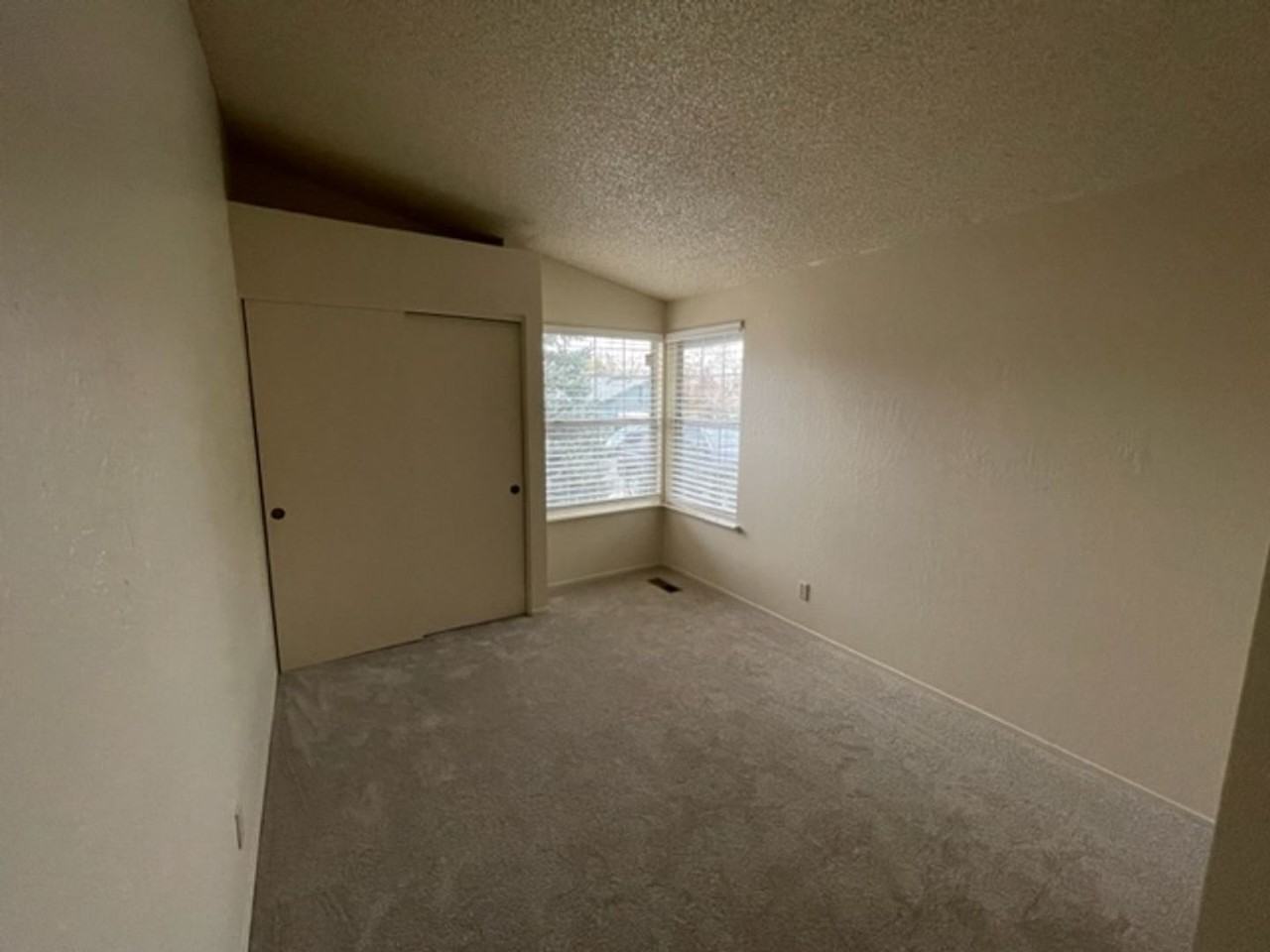 6030 Diplomat Dr - Photo 6 of 9