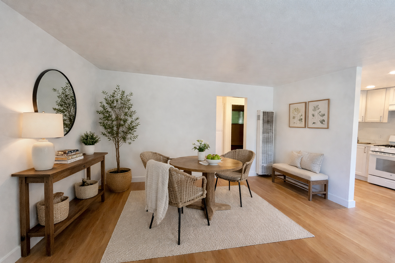 516 K St #C - Photo 3 of 17
