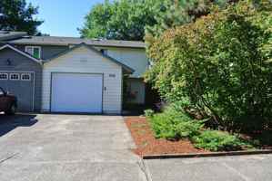 featured image of 206 Ne Powderhorn Dr