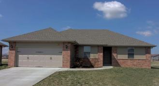 1023 S Tanner Dr - Photo 1 of 1