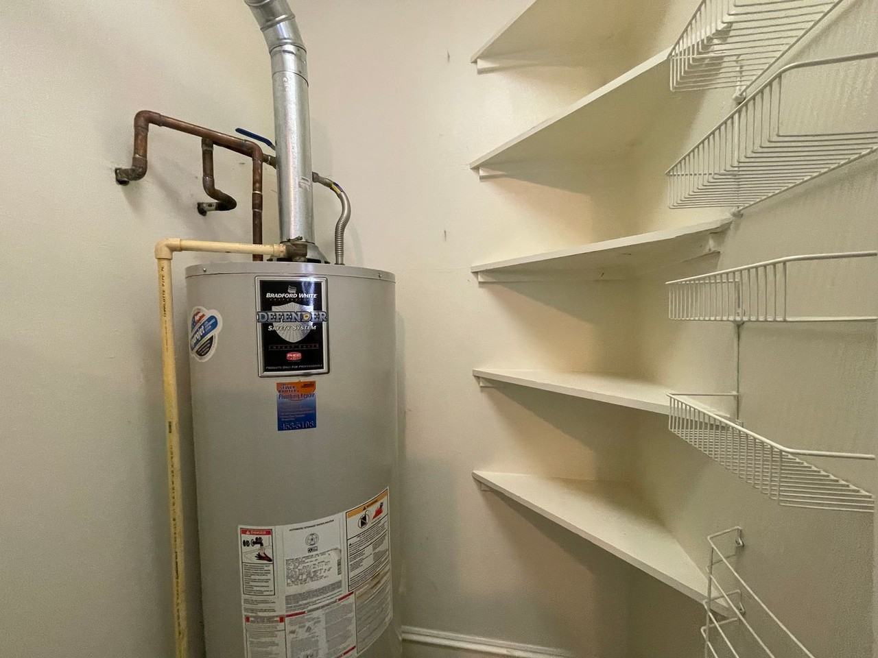 553 Gladstone Blvd #A - Photo 7 of 15