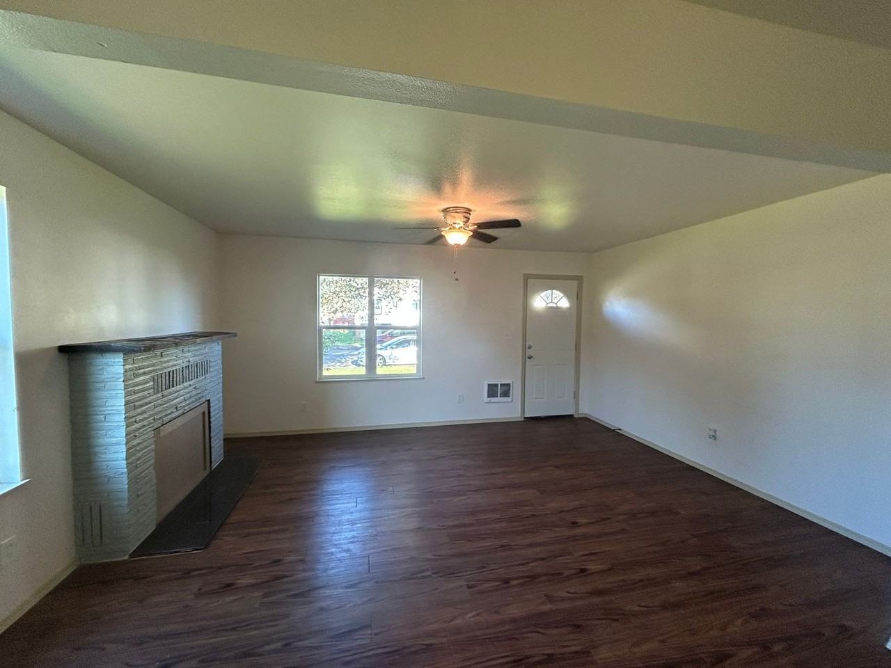 332 18th Ave - Photo 2 of 15