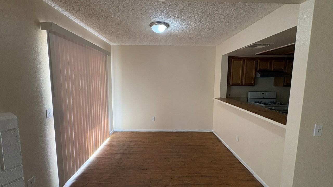 1025 N Tippecanoe Ave #232 - Photo 3 of 8