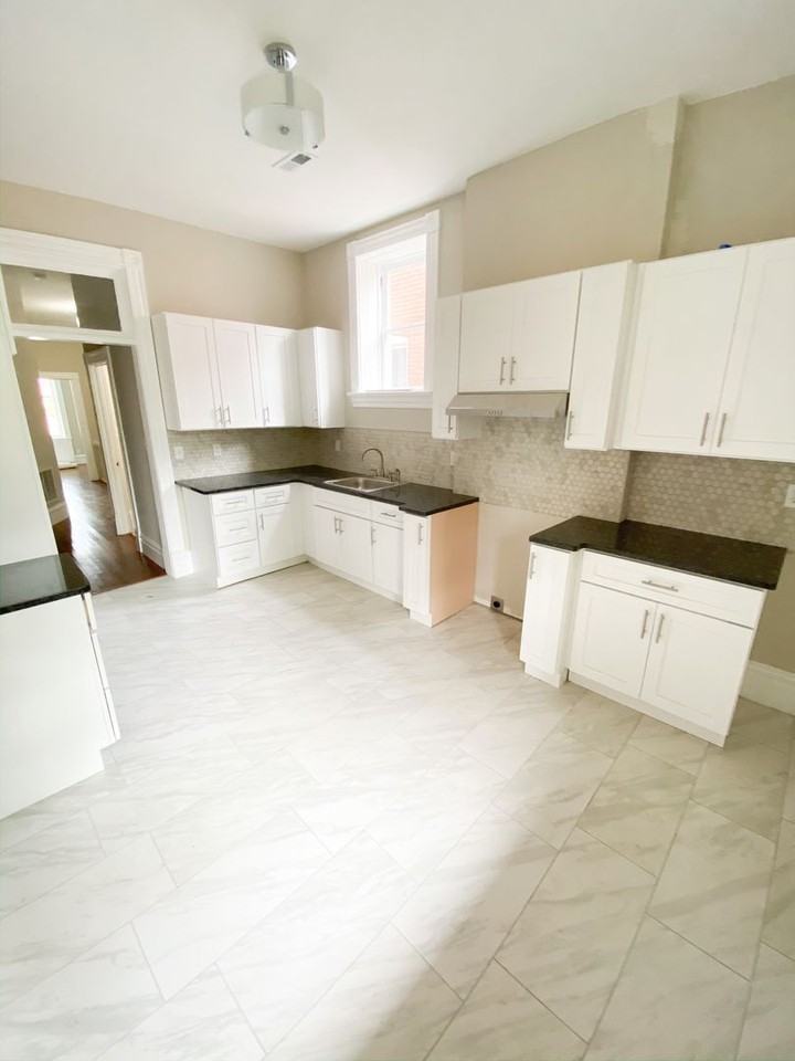 3534 Nebraska Ave - Photo 2 of 5