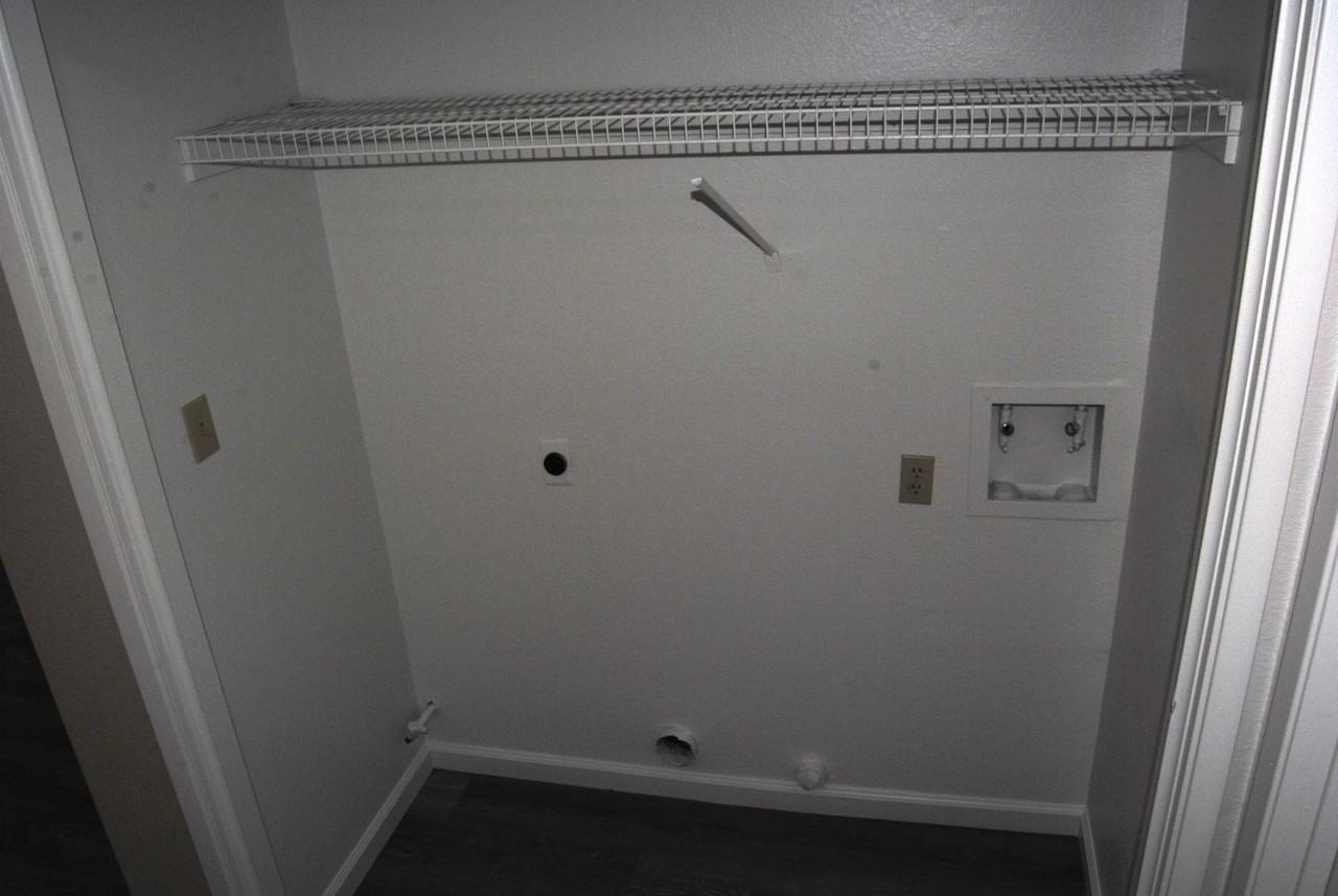 4620 Gorbett Ln - Photo 7 of 15