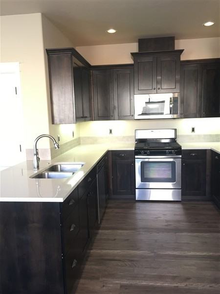 3179 Sw 28th St - Photo 5 of 17