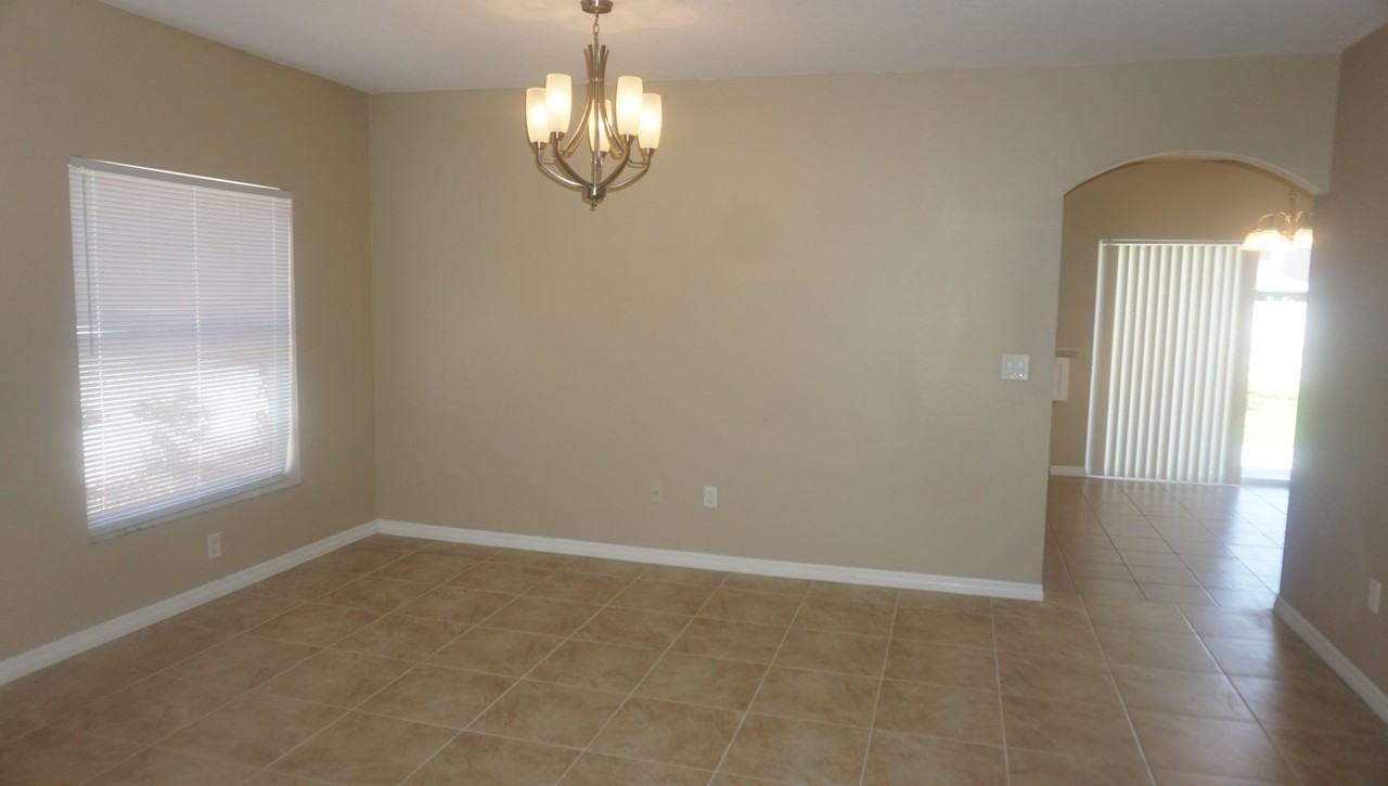 1606 Delano Trent St - Photo 5 of 27