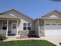 6912 Lee St - Photo 1 of 1