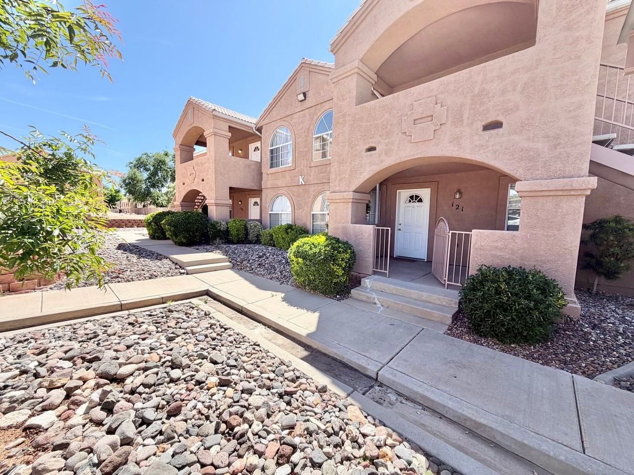 1122 E 300 S #K221 - Photo 3 of 28