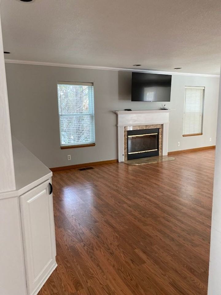 3665 Cashill Blvd - Photo 6 of 39