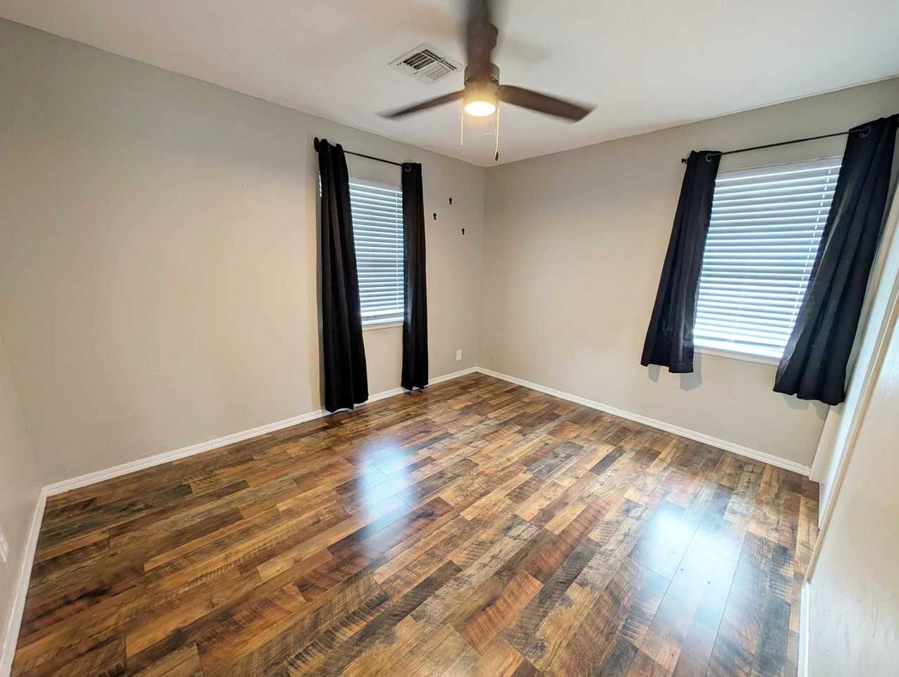 2216 Hasley Dr - Photo 7 of 13