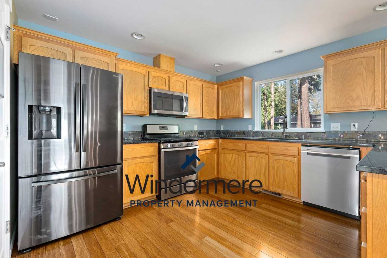 246 Sw Judson Dr - Photo 2 of 42