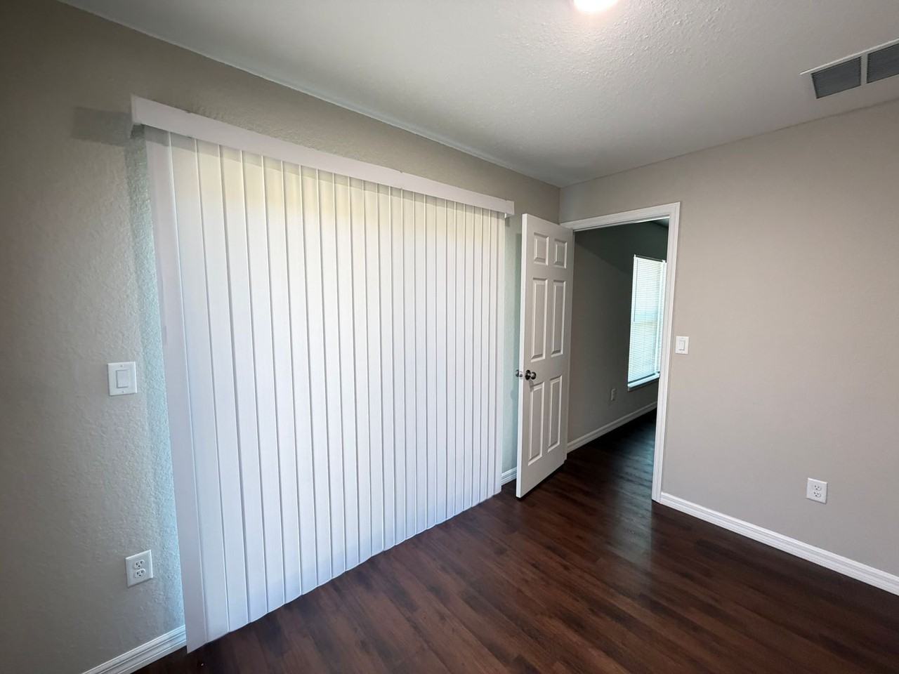 13585 Sw 42nd Ave - Photo 6 of 26