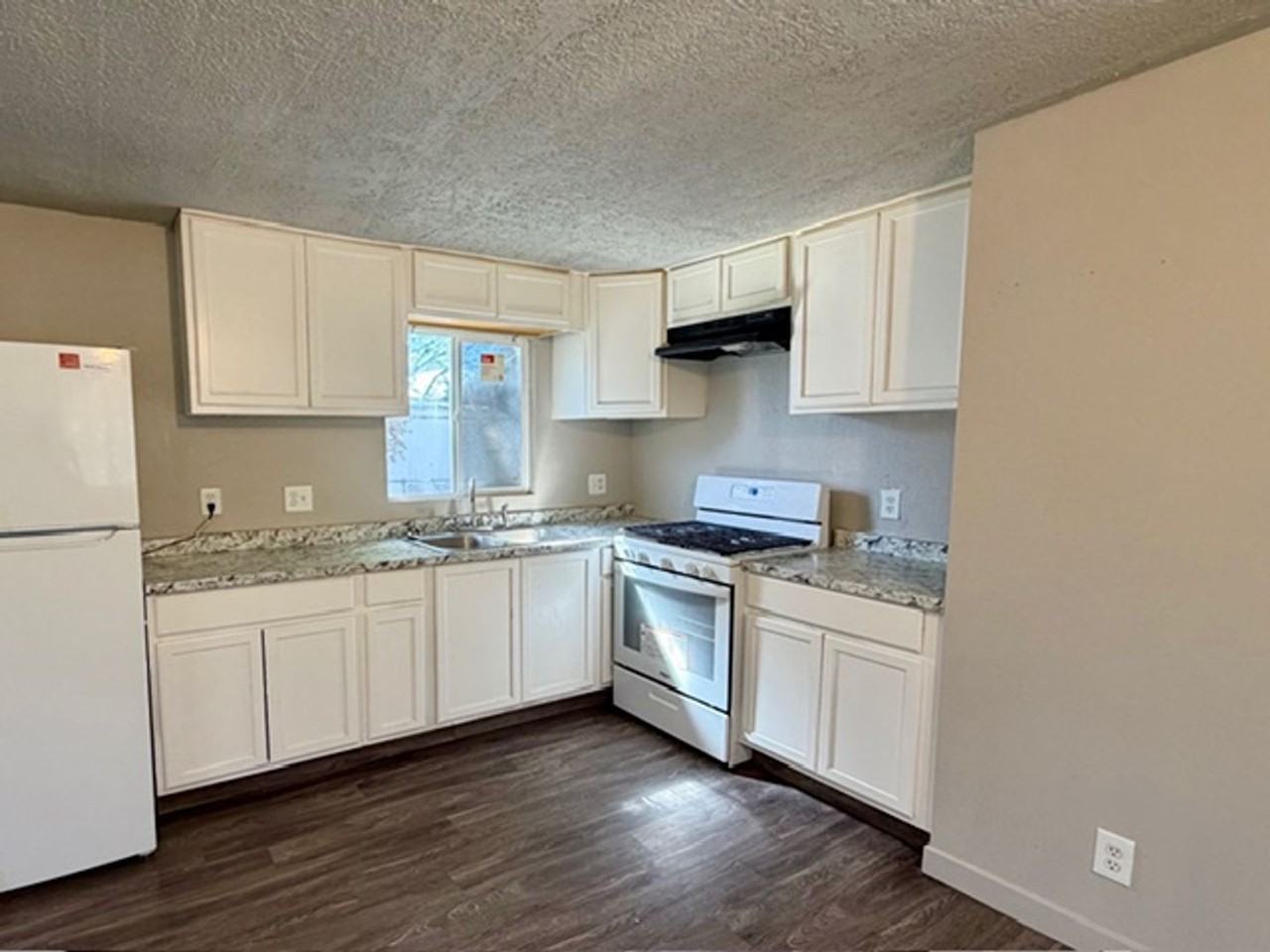 490 Turley Ave #00490-1 - Photo 5 of 15