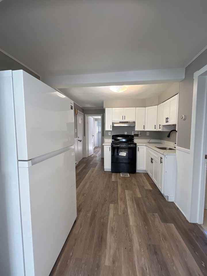 109 S Walnut St - Photo 4 of 13