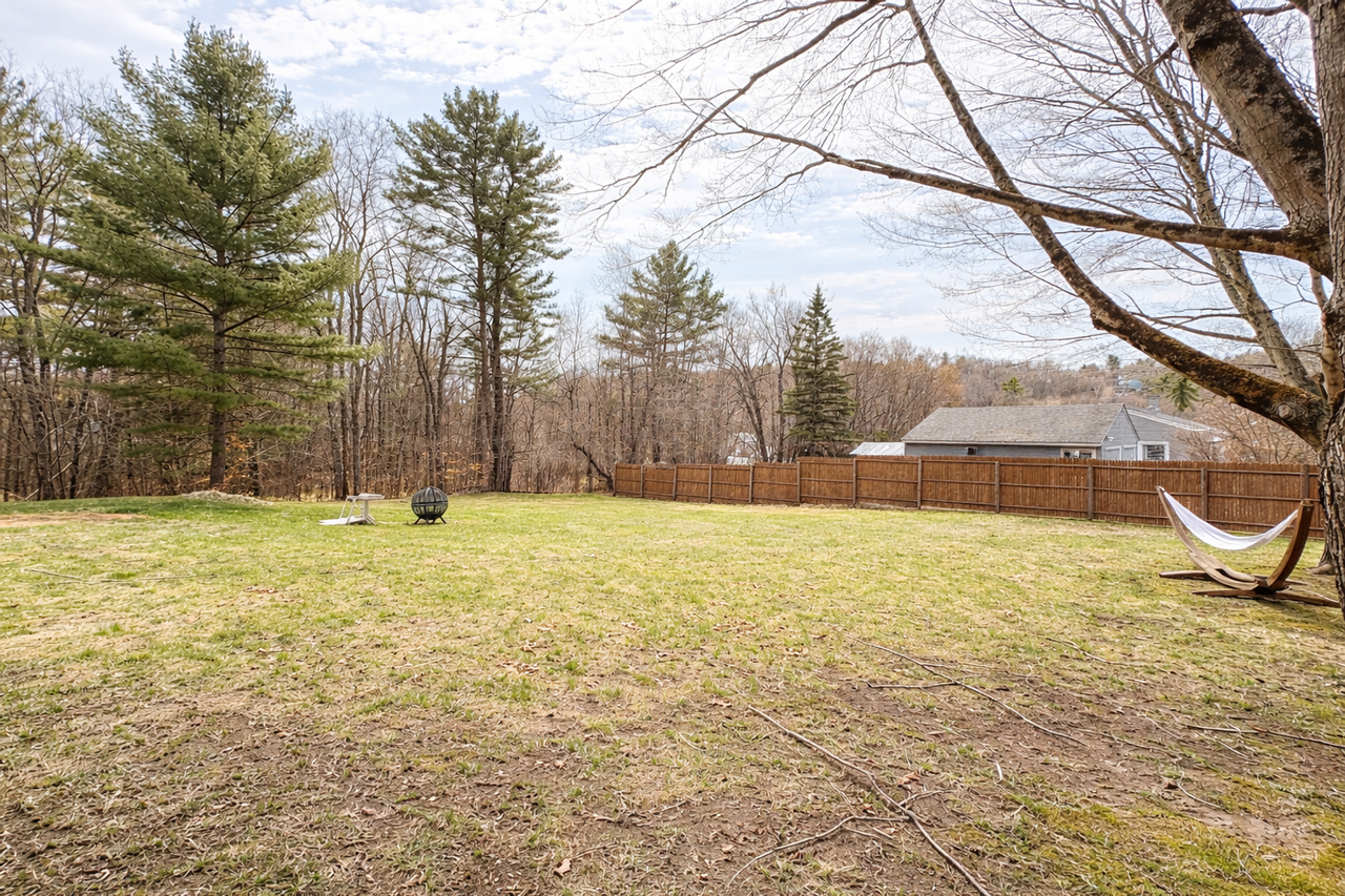 8 Melrose St - Photo 2 of 17