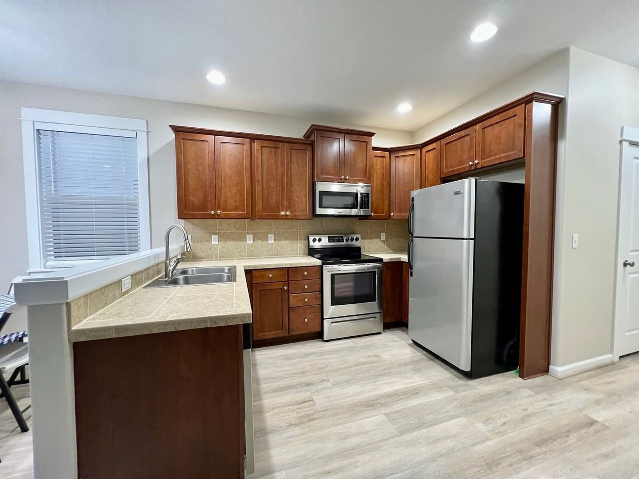 18656 Sw Bonnie Meadow Ln - Photo 2 of 13