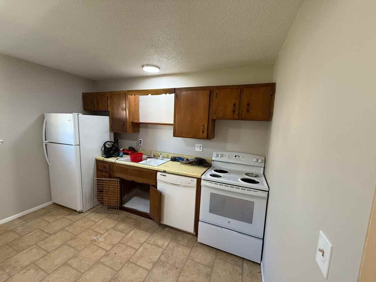 7305 N Moberly Dr #B - Photo 6 of 14