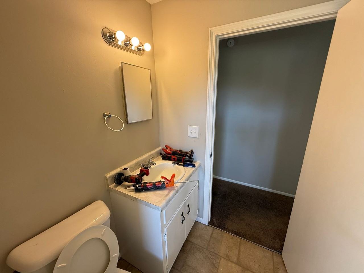 7305 N Moberly Dr #B - Photo 7 of 14