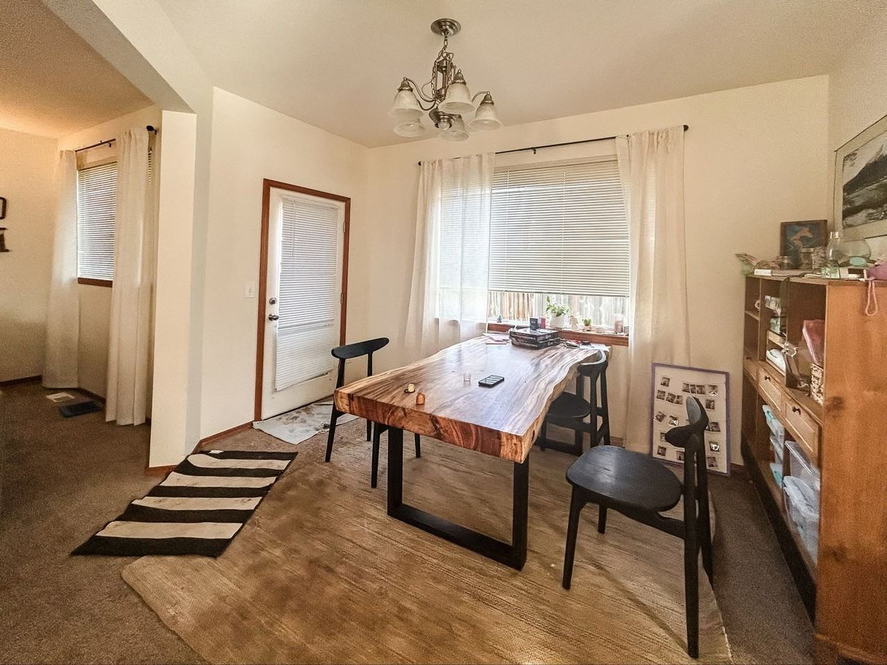 8325 19th St Ne - Photo 4 of 22