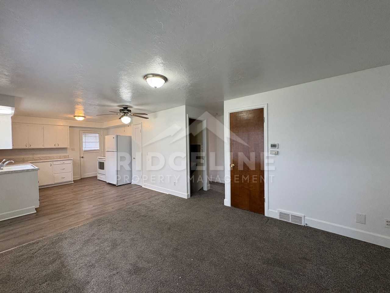 225/227 8th Street - Photo 2 of 7