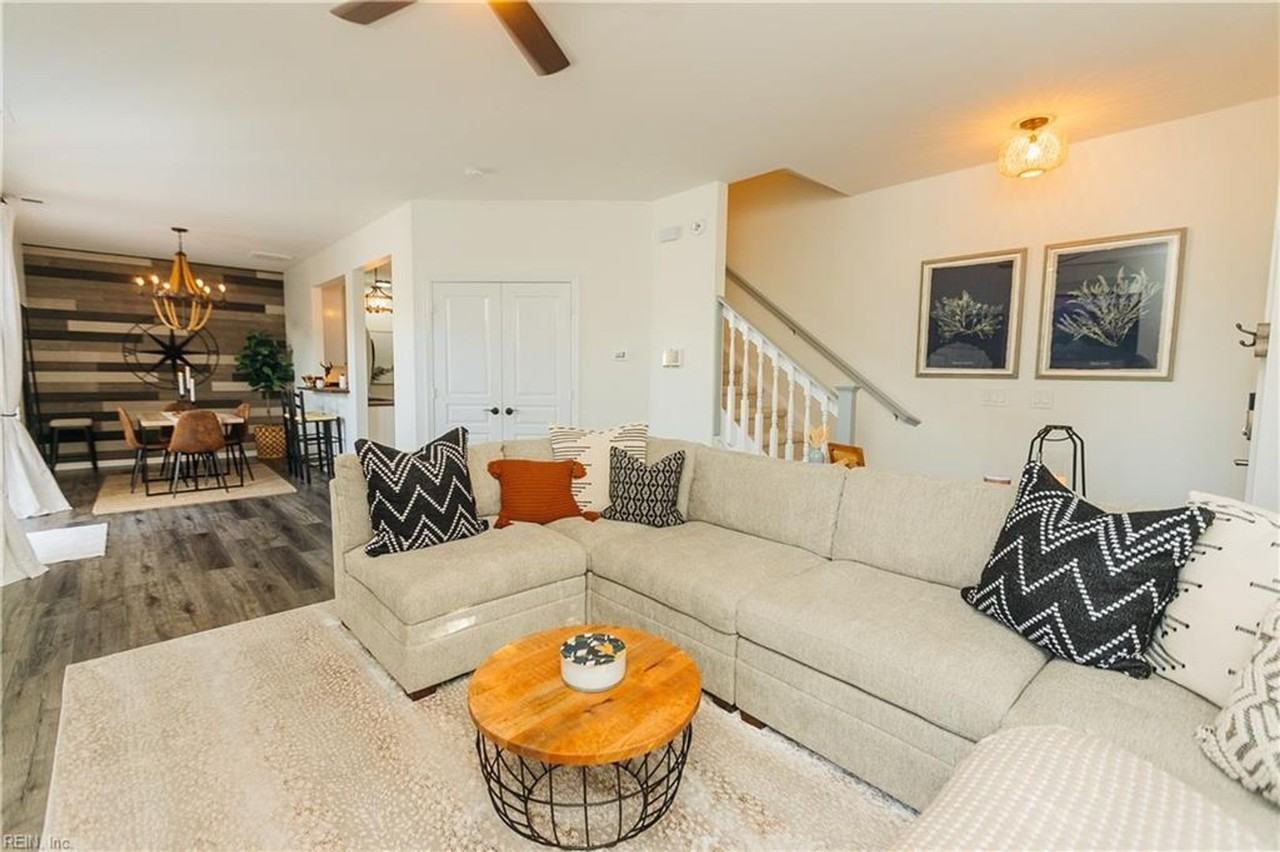 2000 Picardy Ct - Photo 5 of 42