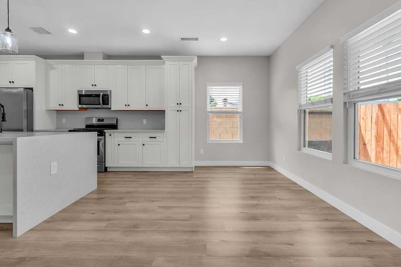 200 N Harrington Dr Unit A - Photo 7 of 19