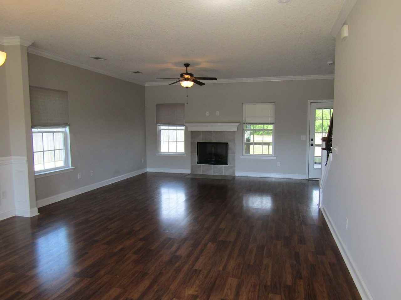 34 Wythe St - Photo 4 of 38