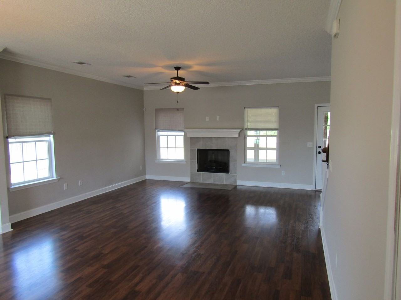 34 Wythe St - Photo 6 of 38