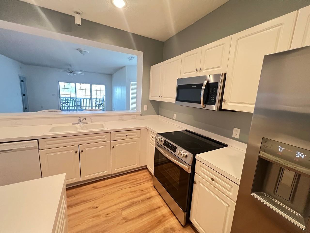 4400 Turtle Ln Apt 3d - Photo 5 of 18