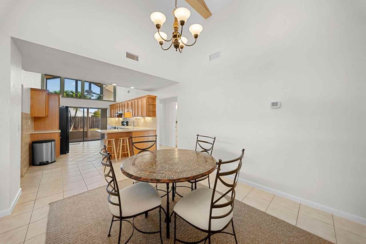 683 96th Ave N - Photo 5 of 19