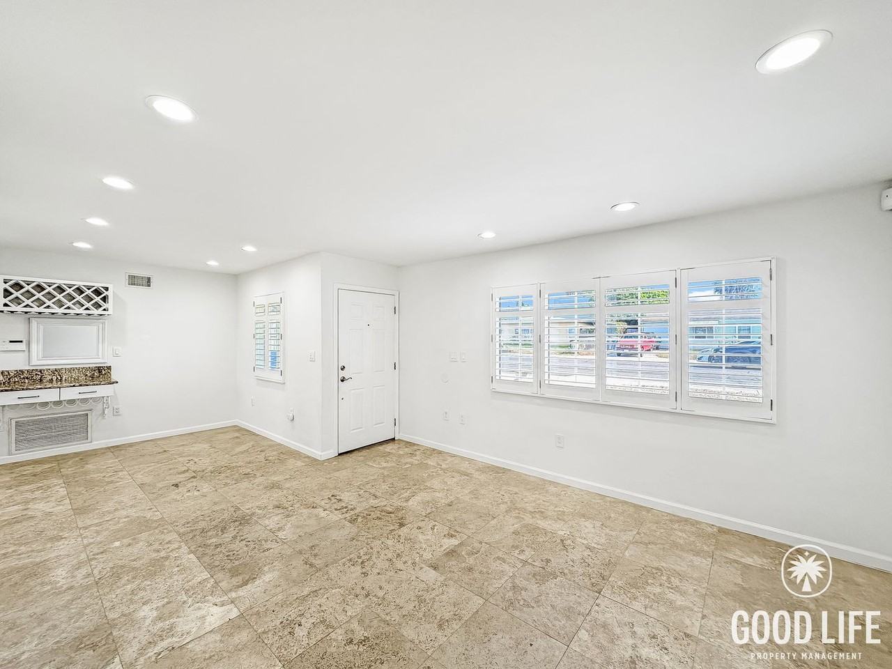 838 Elm Ave - Photo 7 of 17