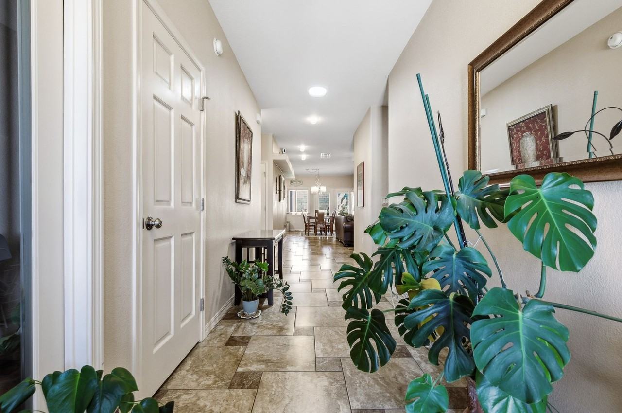 2954 Birdie Loop - Photo 2 of 37