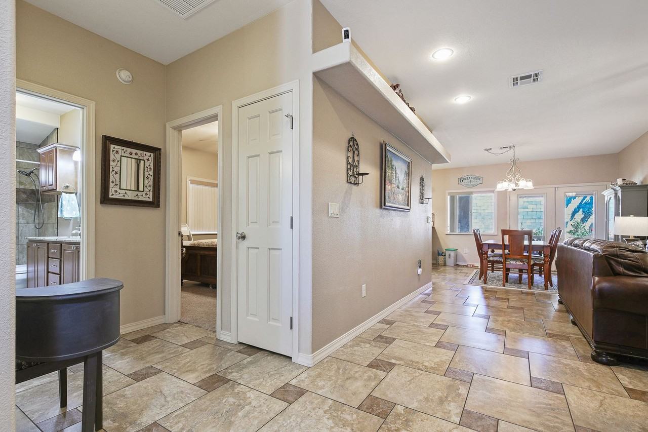 2954 Birdie Loop - Photo 5 of 37