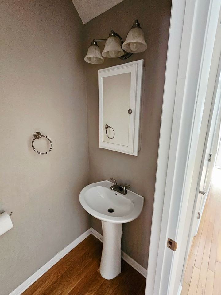 3054 Dorris Ave - Photo 4 of 15