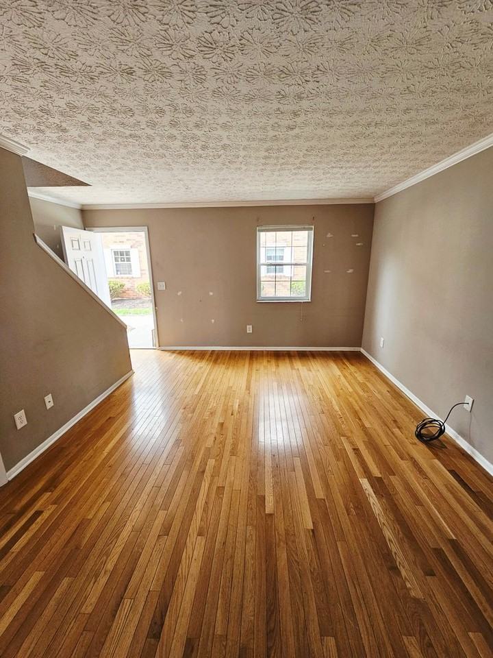 3054 Dorris Ave - Photo 6 of 15