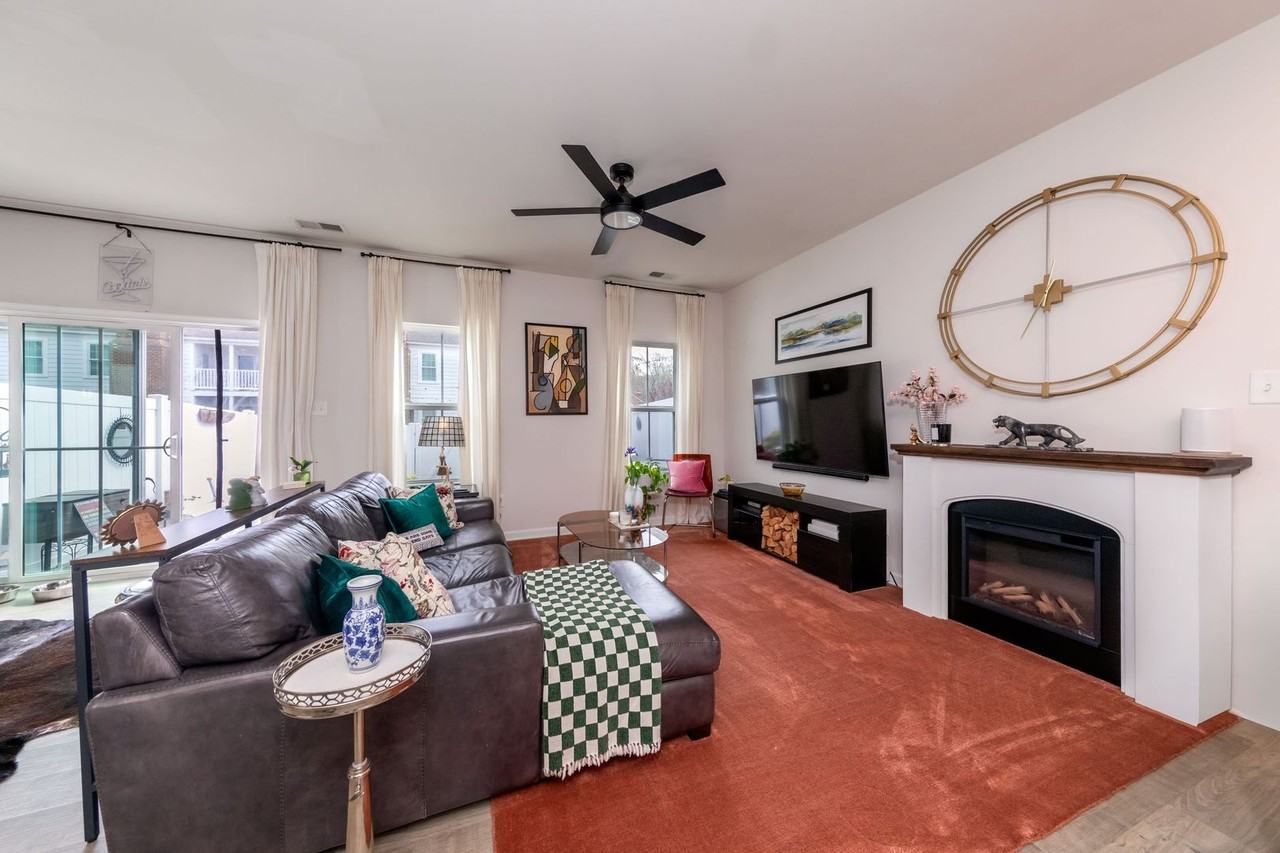 134 Two Penny Pl - Photo 2 of 14