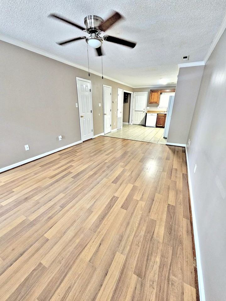 2824 Wimberly Dr Sw - Photo 3 of 13